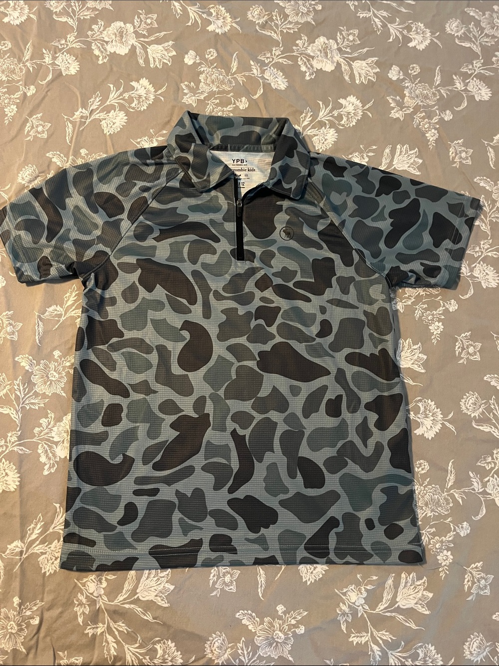 abercrombie kids Gray and Green Camo Short Sleeve Zip Polo